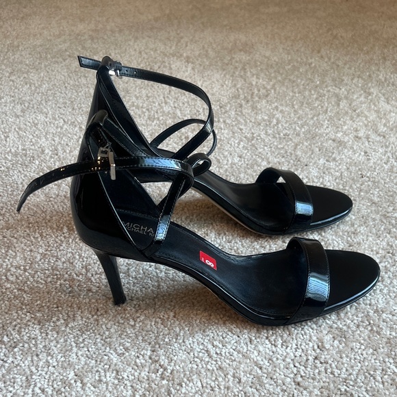 Michael Kors Patent Leather Ankle Strap Heels Black Size 8 Open Toe Stiletto - Picture 4 of 9